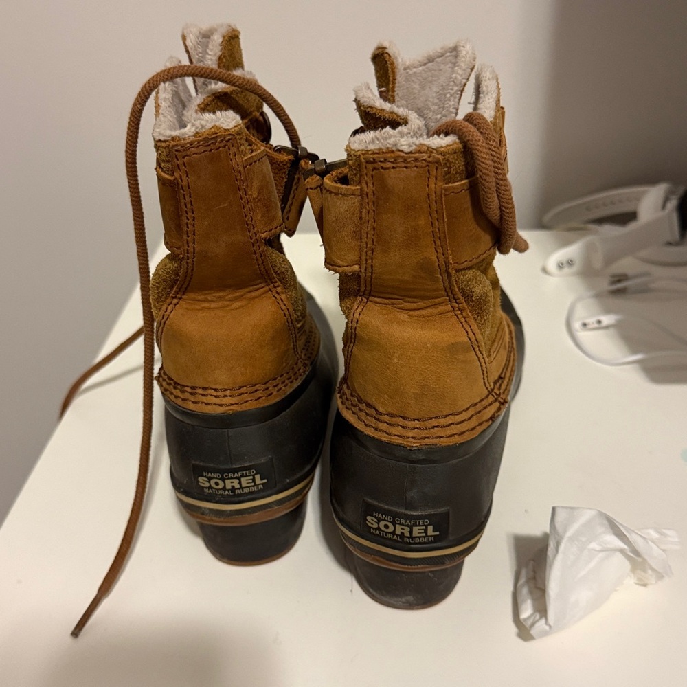 Sorel Women's Fancy Lace II Winter Boots Size 7